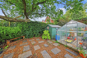 St. Lawrence Road North Wingfield